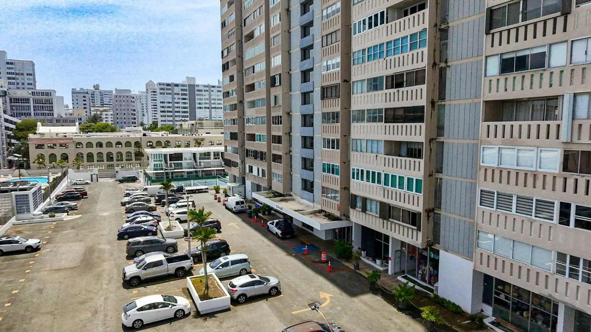 Tatil Evi Condado Apt- Private Beach, Pool, & Family Ready! San Juan
